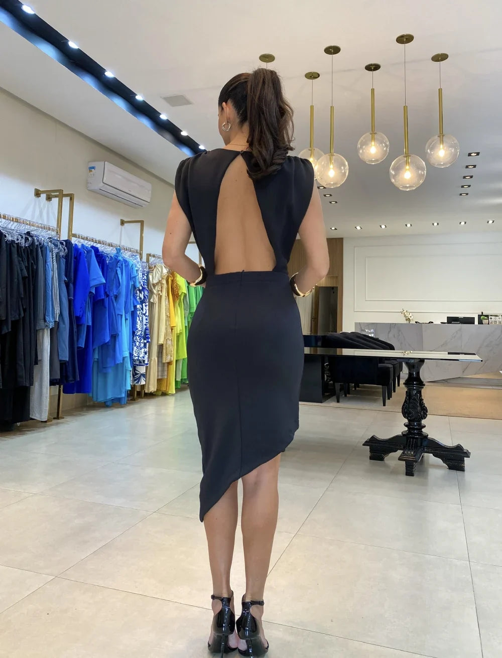 Sofia™|Jurk met open rug.