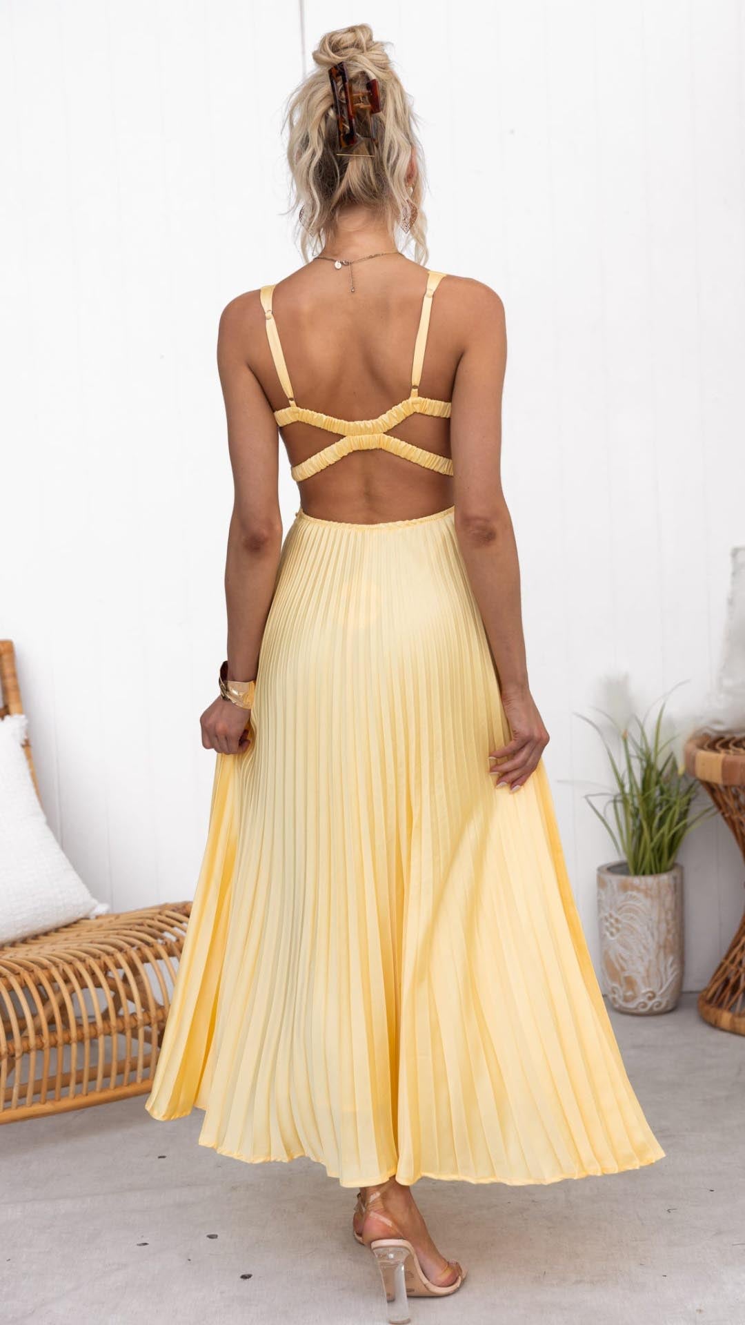 Julia Gele Plissé Maxi-jurk