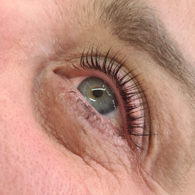 Veloura Lash Mascara